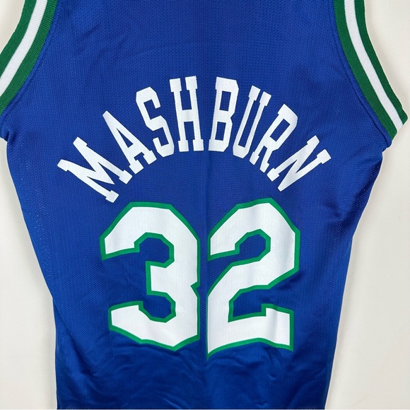 NBA Champion Dallas Mavericks Mashburn 32 Jersey - Picture 9 of 10